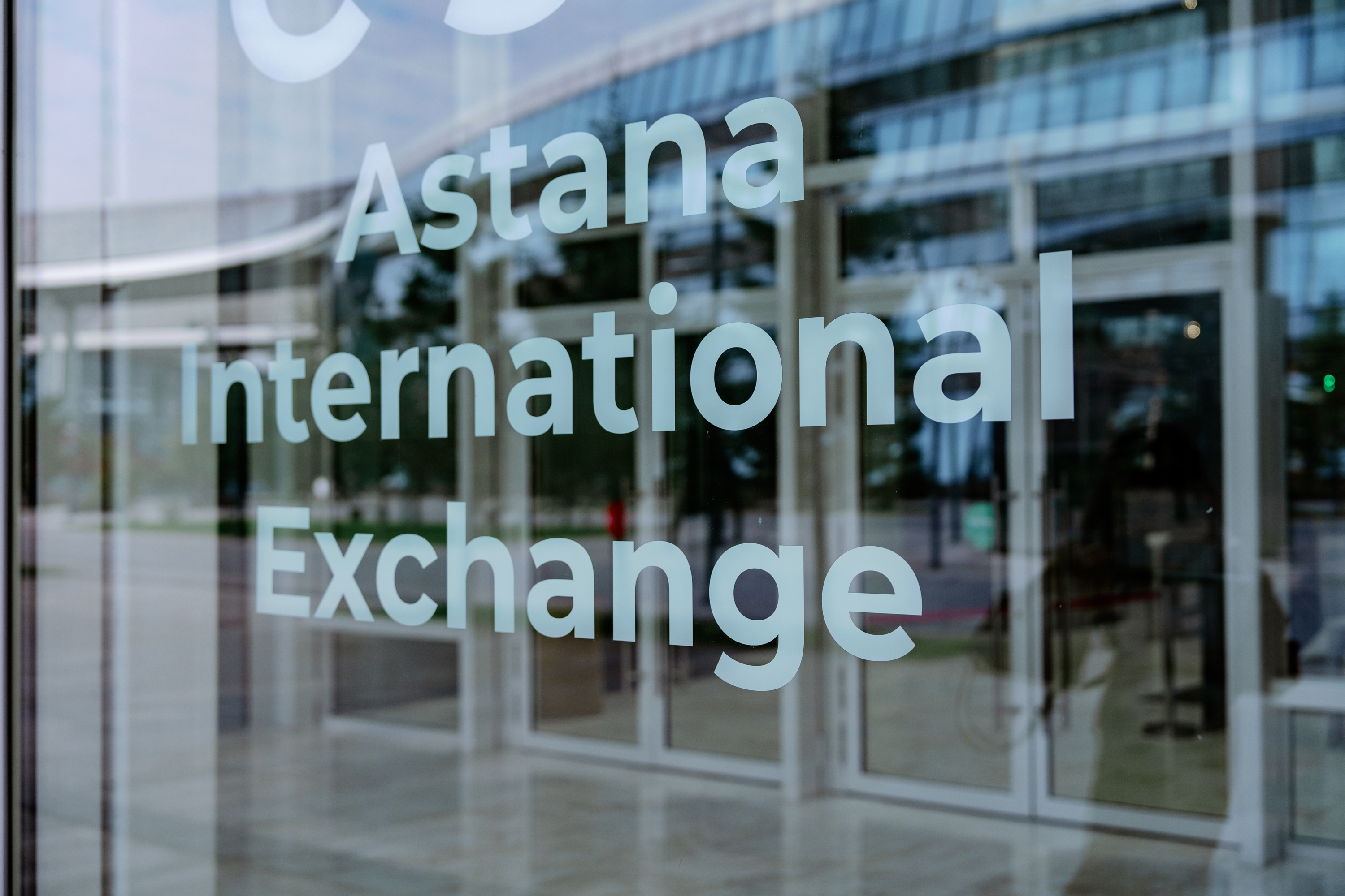 Total traded value on AIX in September reached US$108.94 mln or KZT 52.29 bln.